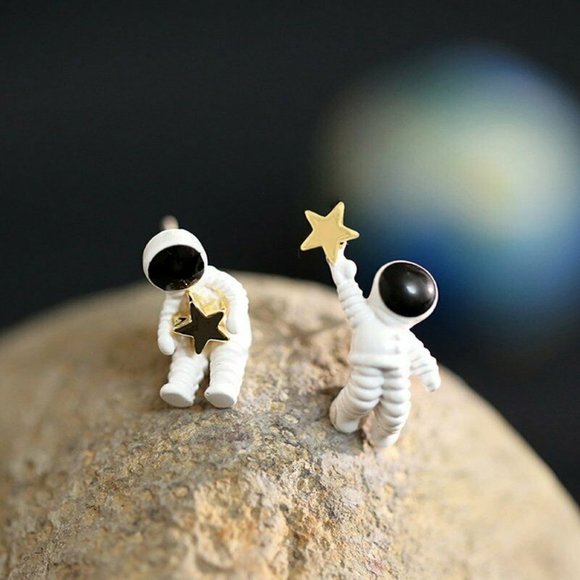 Jewelry - NWOT *RARE* Astronaut Spacemen Studs
